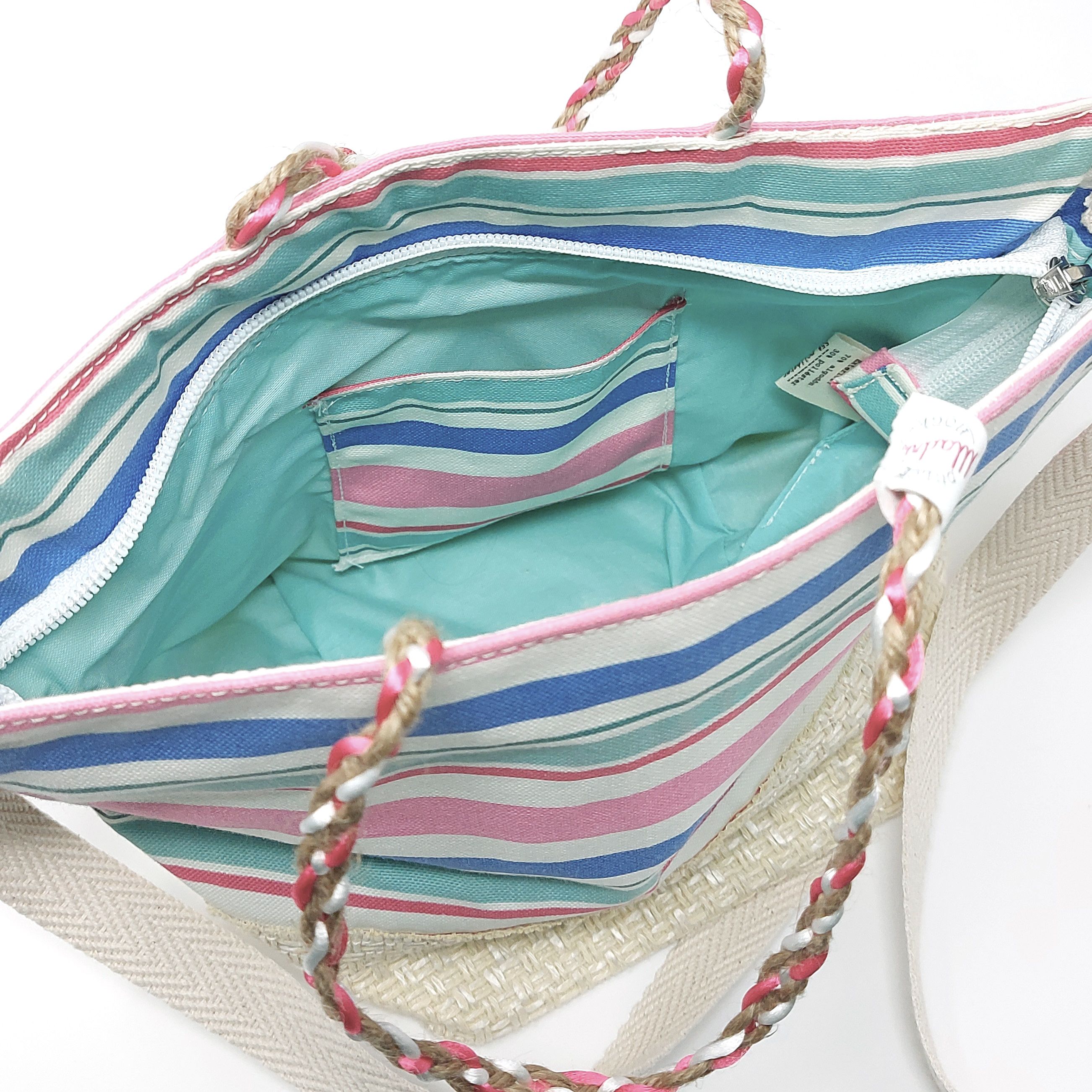 Interior de bolso de playa pequeño con bolsillo interior