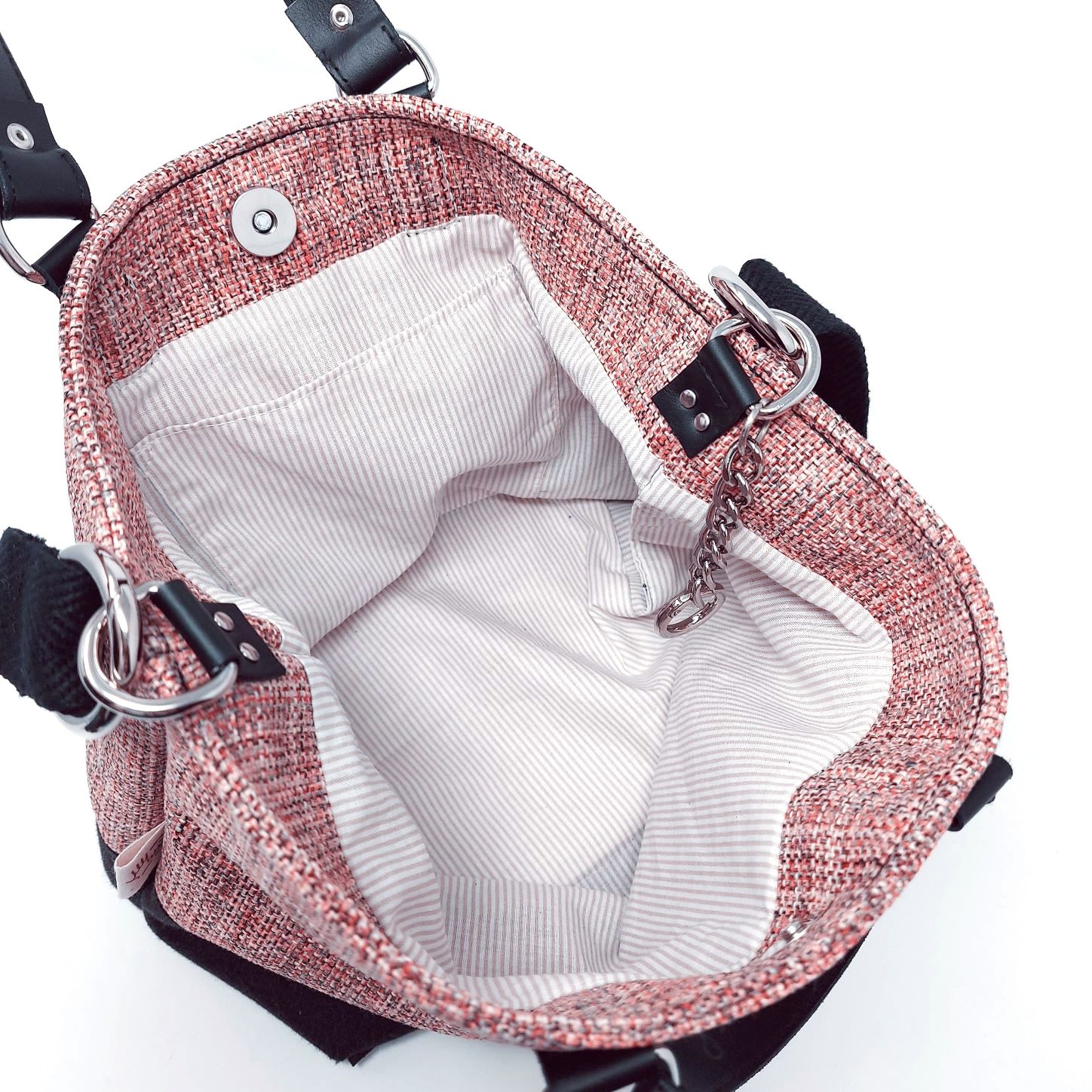 Interior de bolso mediano con forro de algodón y bolsillo interior